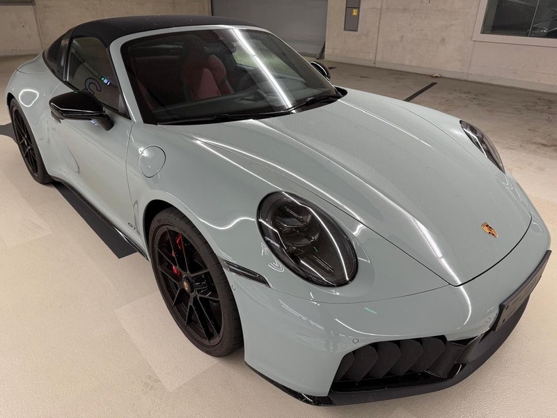 Porsche 992
