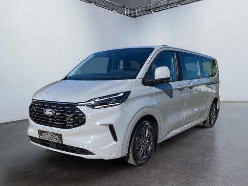 Ford Tourneo Custom 2025