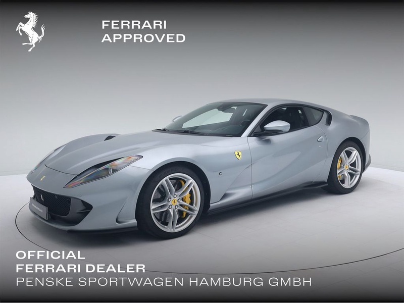 Ferrari 812