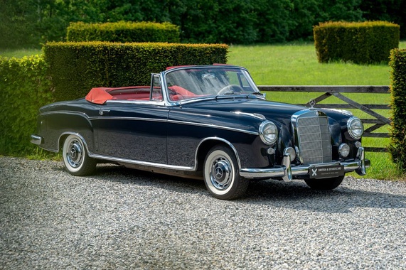 Mercedes-Benz 220 1956