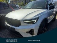 Volvo XC40 2025