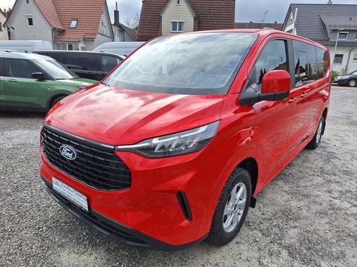 Ford Tourneo Custom 2025