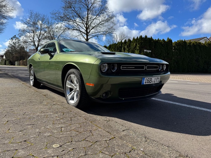 Dodge Challenger