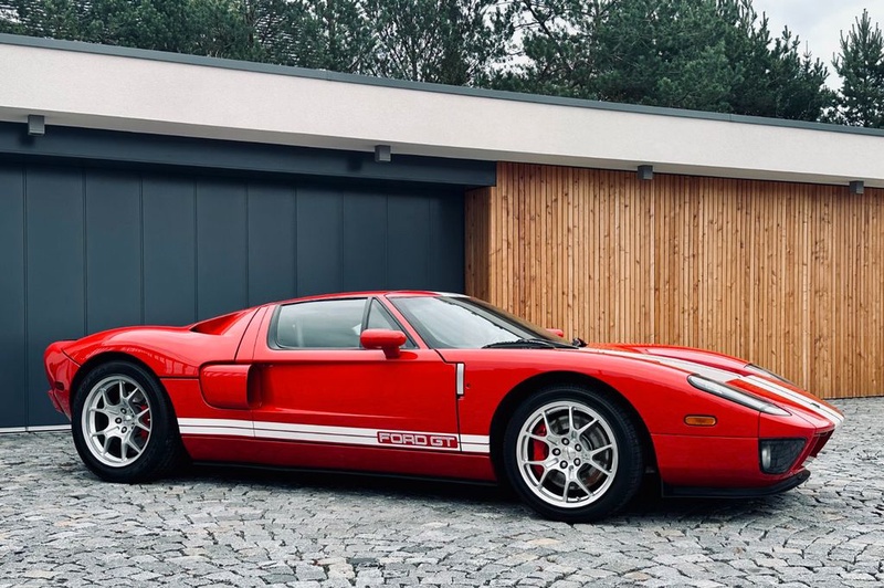 Ford GT