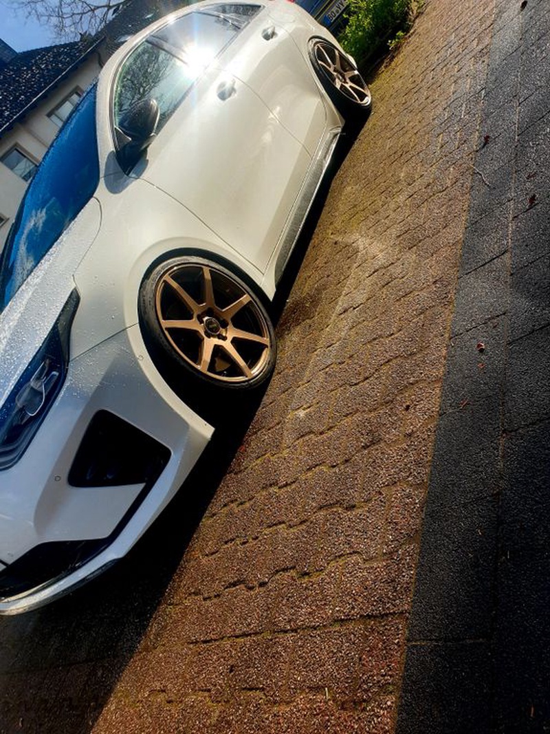 Kia pro cee'd / ProCeed