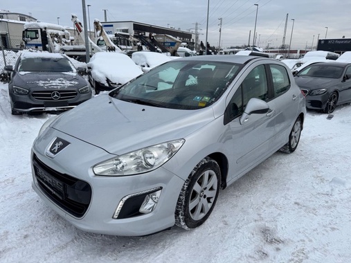 Peugeot 308 2011