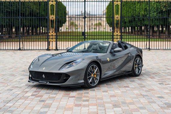 Ferrari 812 2023