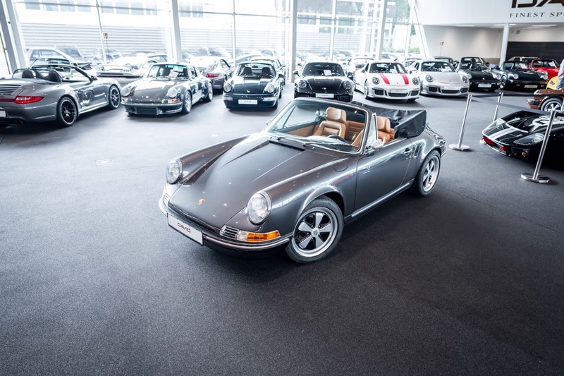 Porsche 964