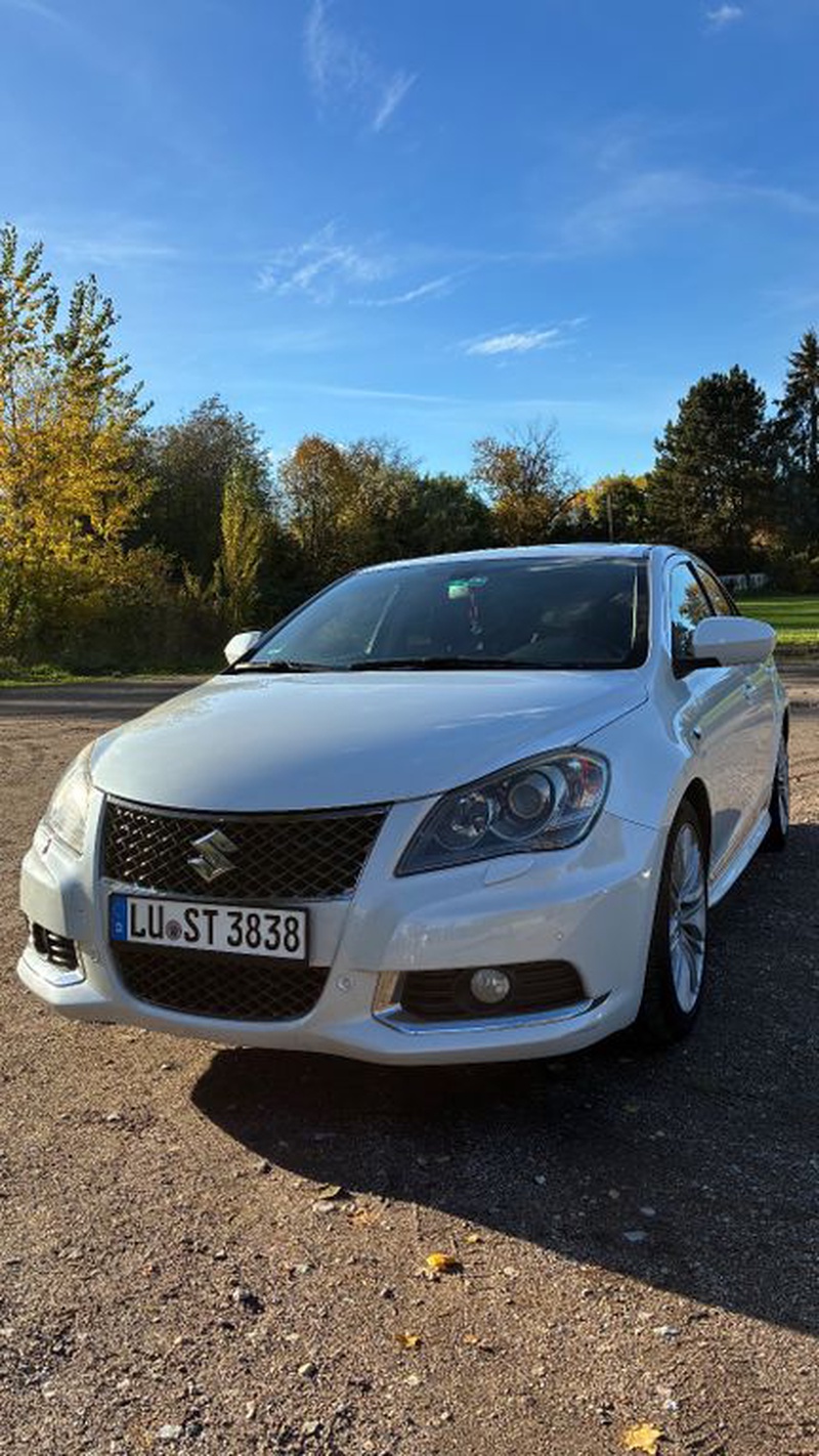 Suzuki Kizashi