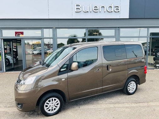 Nissan NV200 2015