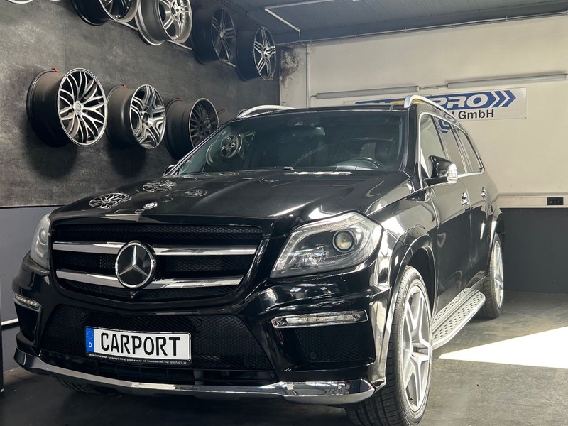 Mercedes-Benz GL-Class