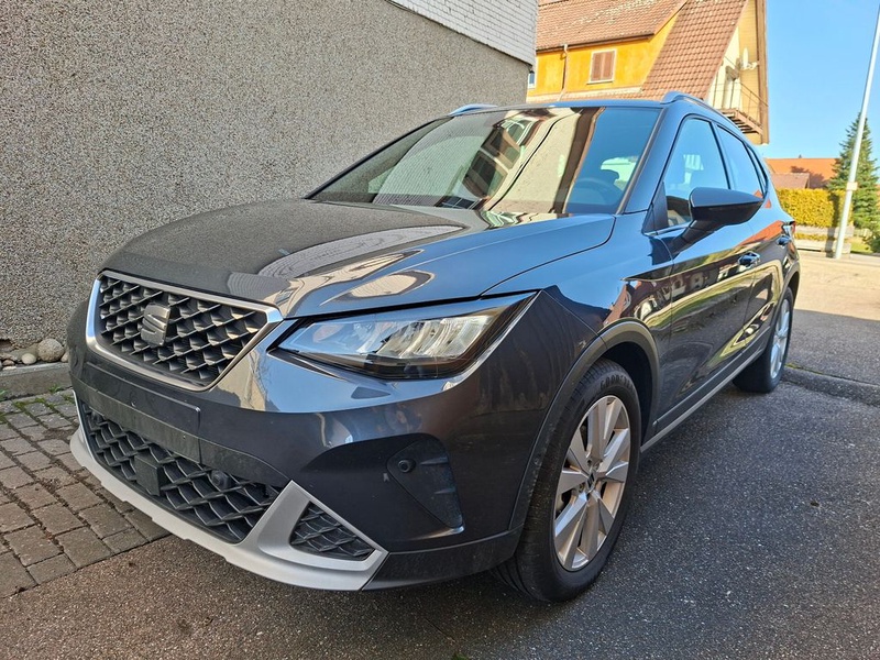 Seat Arona