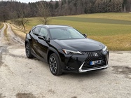 Lexus UX 2022