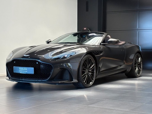 Aston Martin DBS 2020