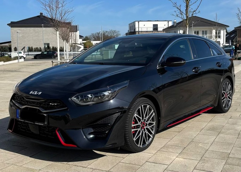 Kia pro cee'd / ProCeed