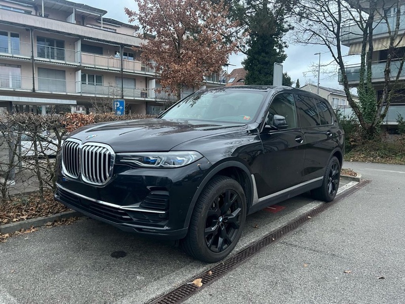 BMW X7