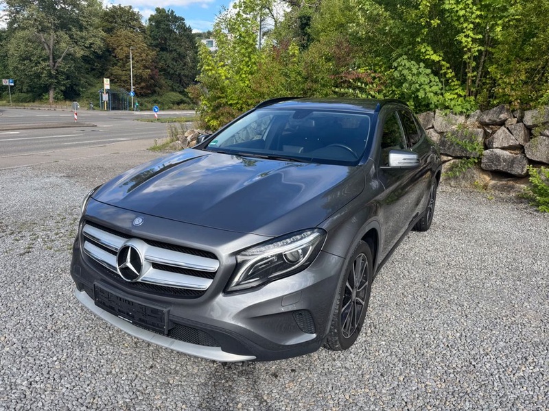 Mercedes-Benz GLA-Class