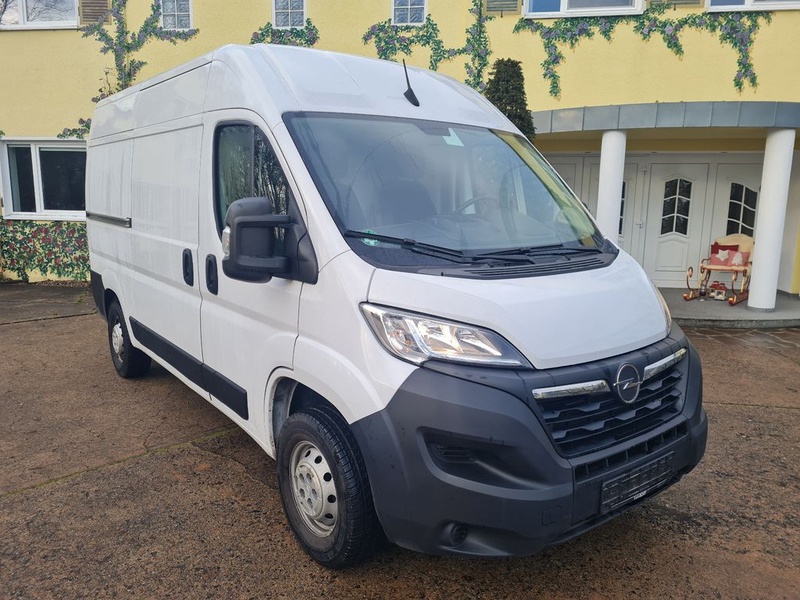Opel Movano