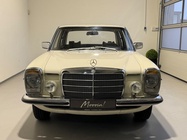 Mercedes-Benz 200 1973