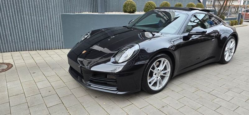 Porsche 992