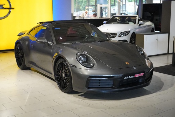 Porsche 992 2022