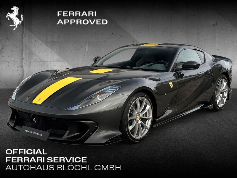 Ferrari 812