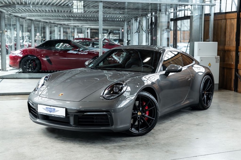 Porsche 992