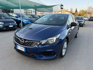 Opel Astra 2021