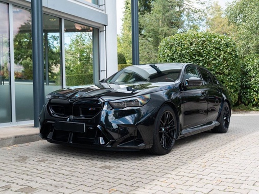 BMW M5 2024