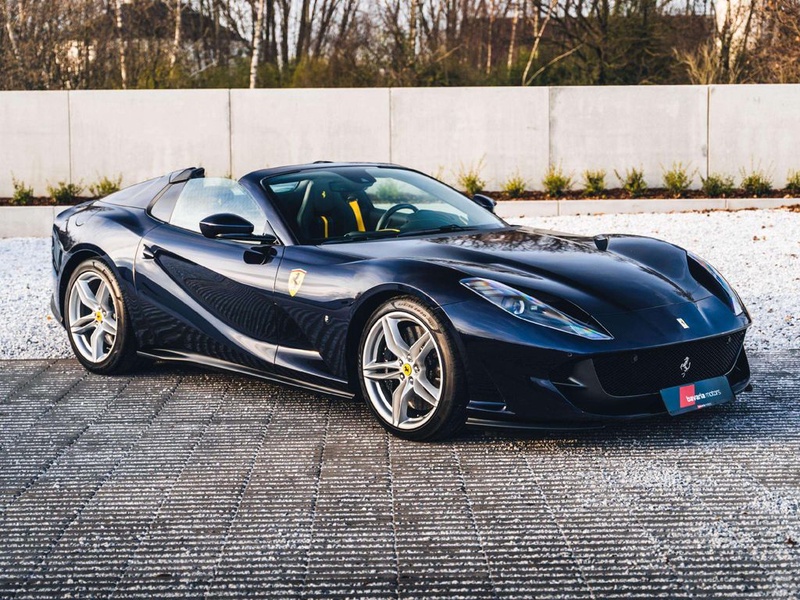 Ferrari 812
