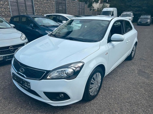 Kia pro cee'd / ProCeed 2012
