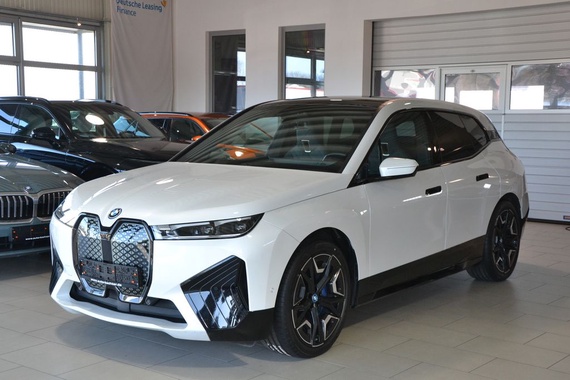 BMW iX 2023