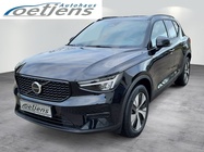 Volvo XC40 2025