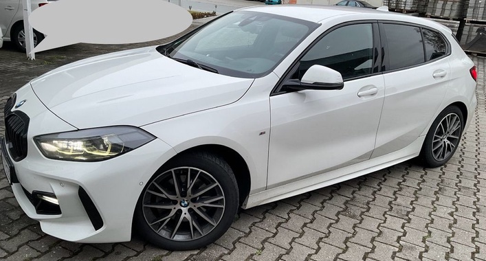 BMW 1 Series 2021