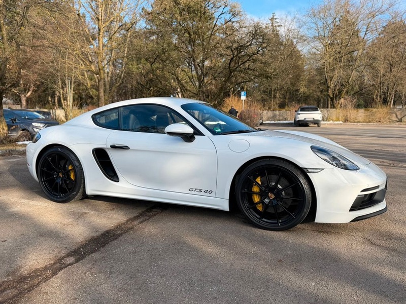 Porsche Cayman