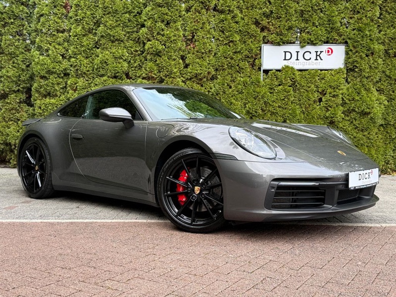 Porsche 992