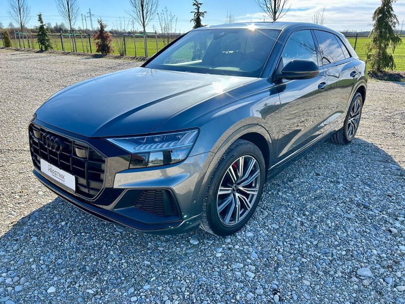 Audi Q8