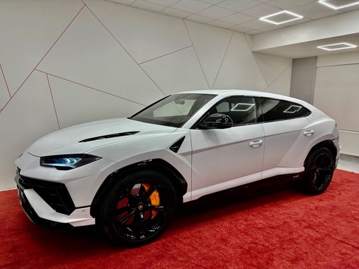 Lamborghini Urus 2024