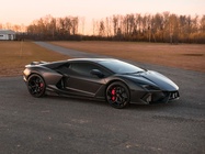 Lamborghini Revuelto 2024