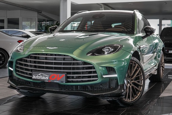 Aston Martin DBX 2025