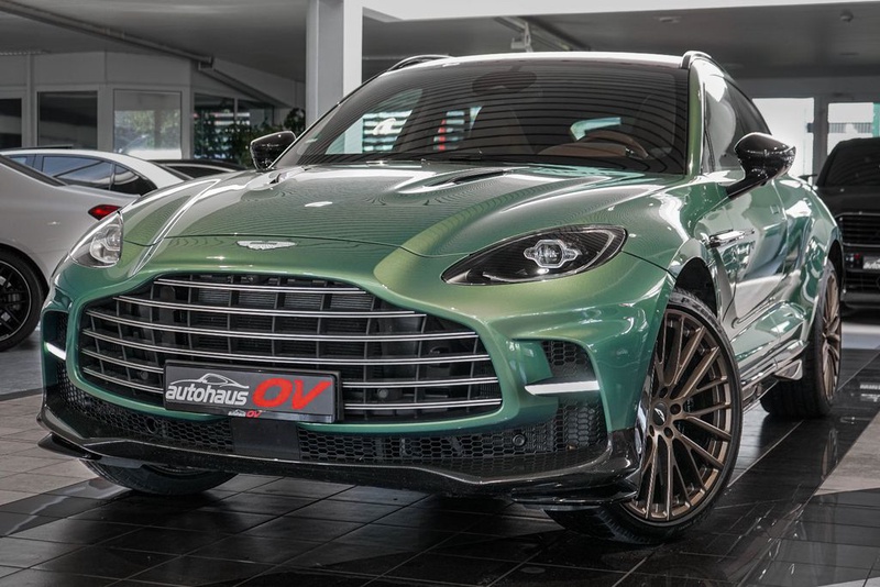 Aston Martin DBX