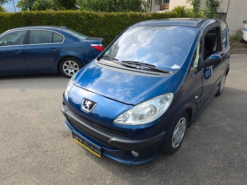 Peugeot 1007 2005
