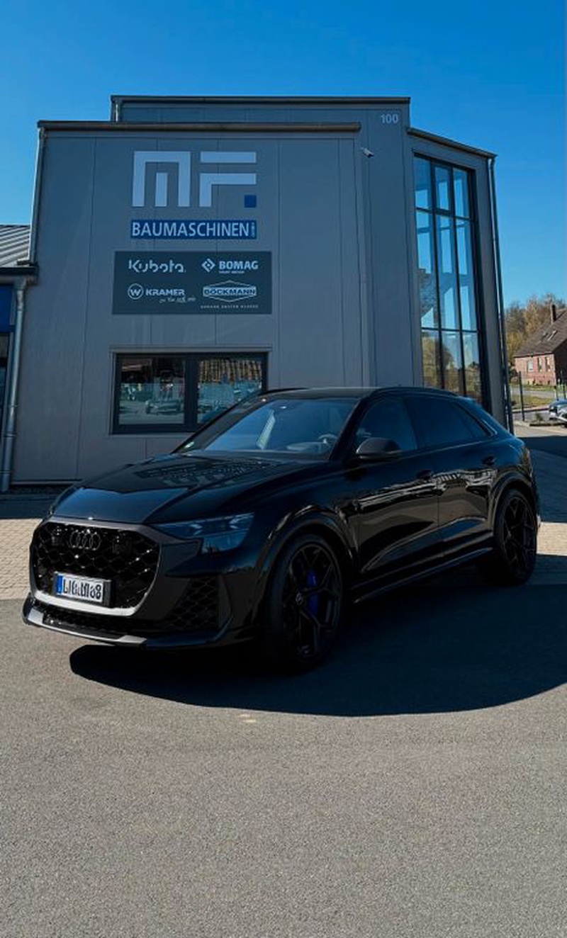 Audi RSQ8