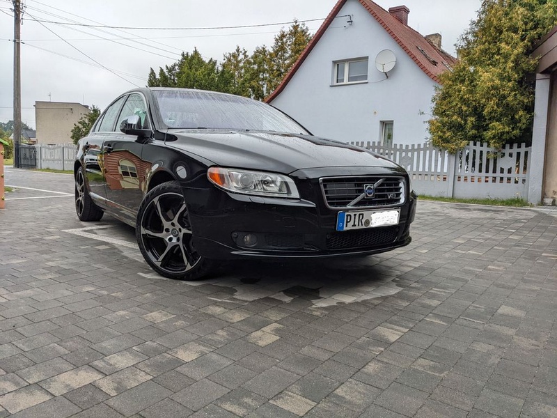 Volvo S80