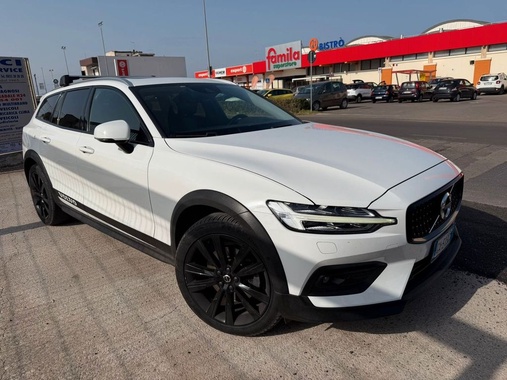 Volvo V60 2020