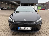 MG MG5 2025