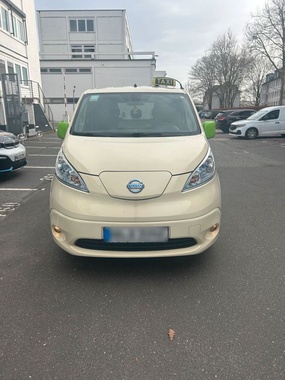 Nissan e-NV200 2021