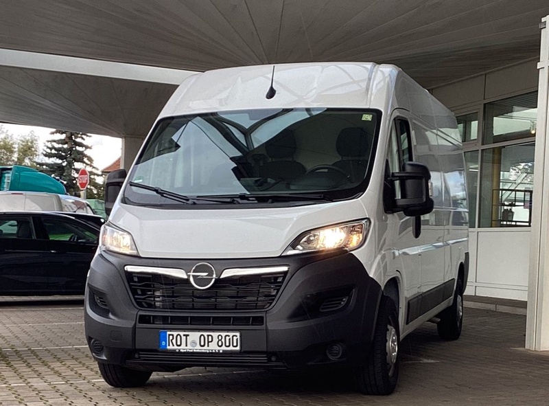 Opel Movano