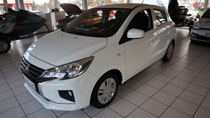 Mitsubishi Space Star 2021