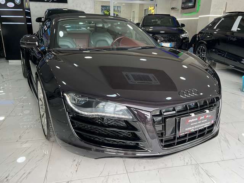 Audi R8